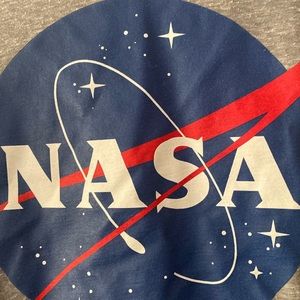 Men’s tee shirt size xl. NASA new no tags